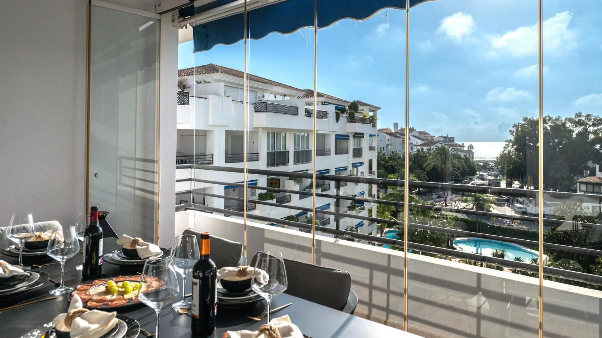 Mediterranean Dream Banus Penthouse With Seaviews Marbella 0*,