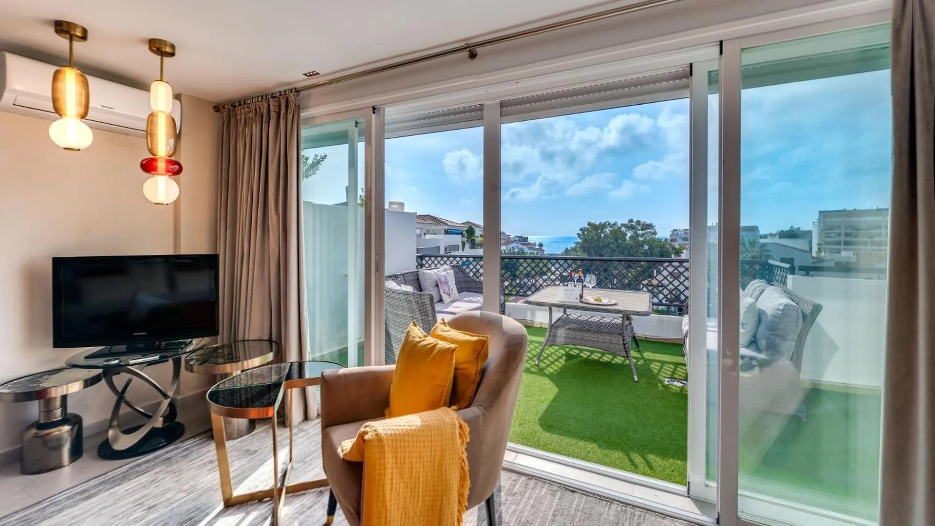 Apartment Mediterranean Dream Banus Penthouse With Seaviews Marbella Spain
