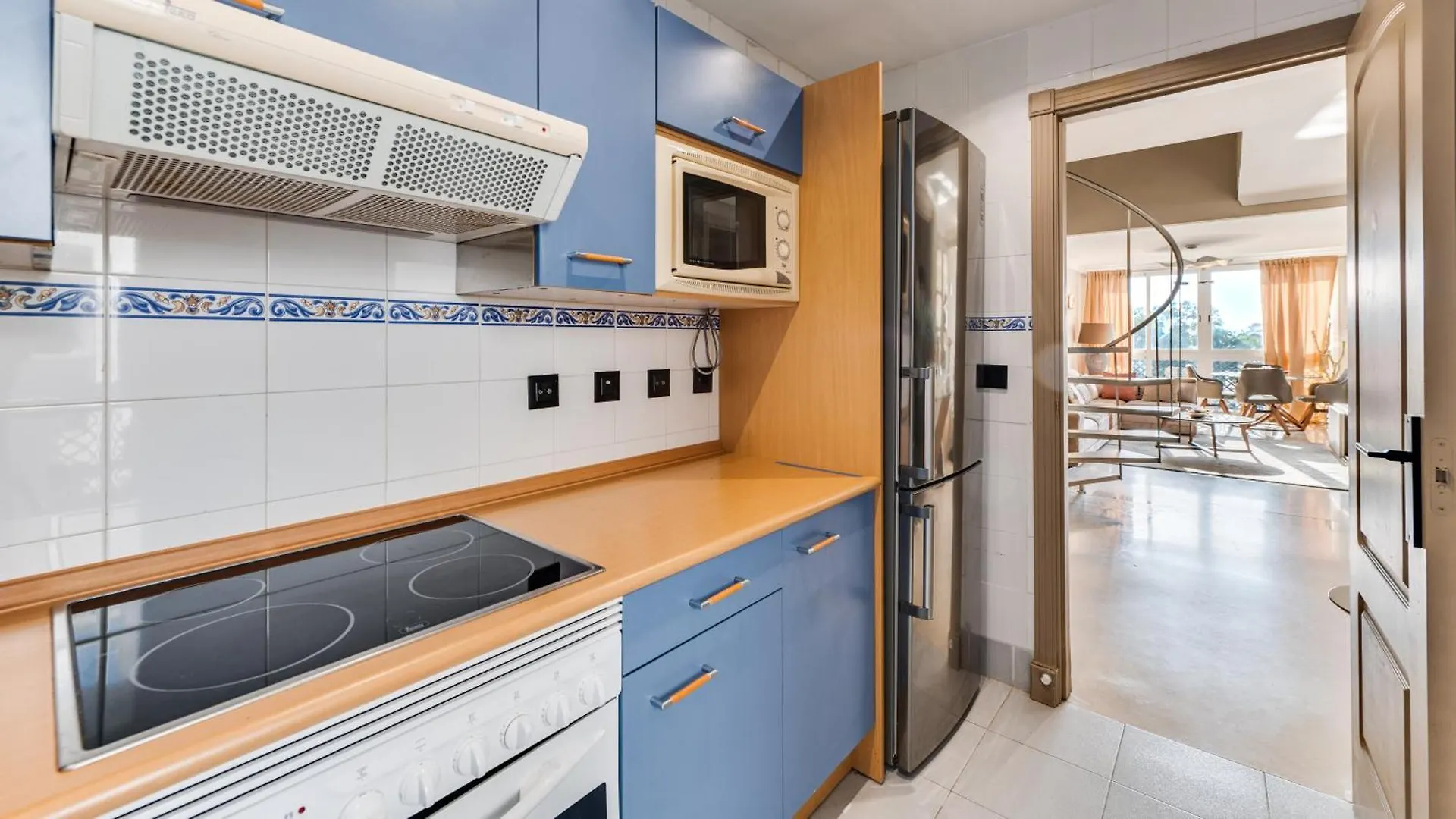 Mediterranean Dream Banus Penthouse With Seaviews 마르베야